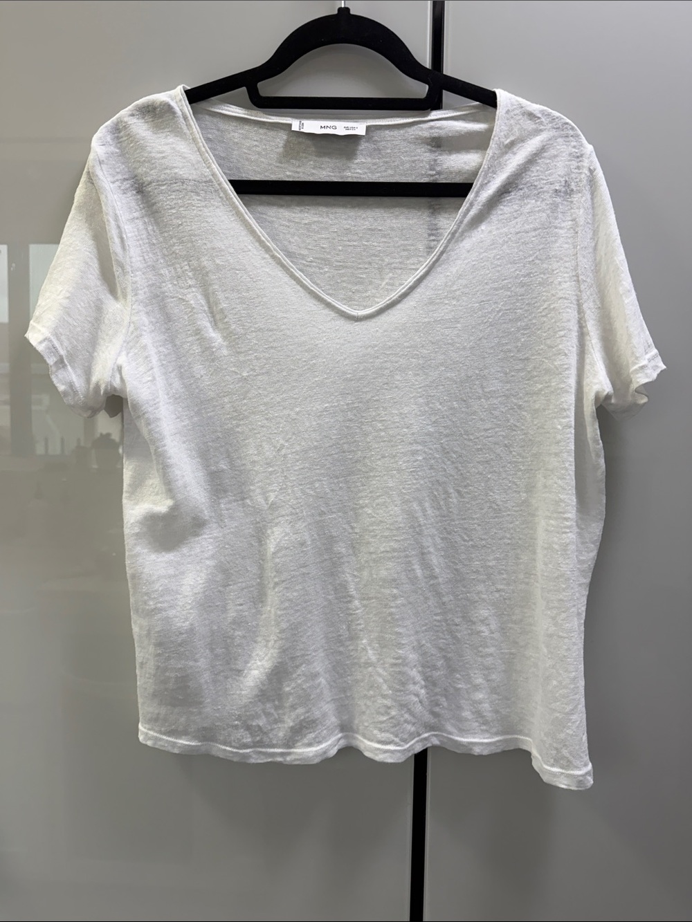 Mango White V-Neck Short Sleeve Tee